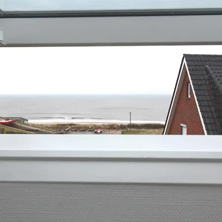 Trutz Blanker Hans - Duenenstr 19, App 10 *